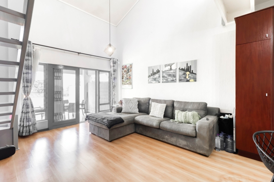 2 Bedroom Property for Sale in Broadacres Gauteng