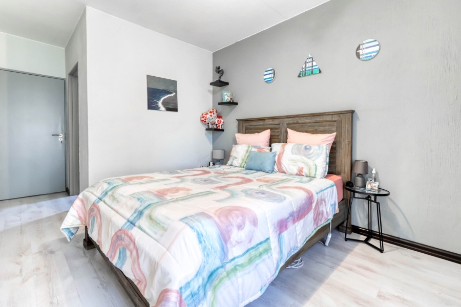 2 Bedroom Property for Sale in Broadacres Gauteng