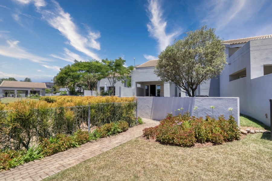 2 Bedroom Property for Sale in Broadacres Gauteng