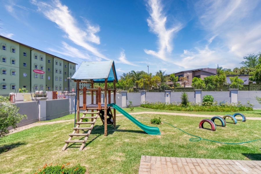 2 Bedroom Property for Sale in Broadacres Gauteng