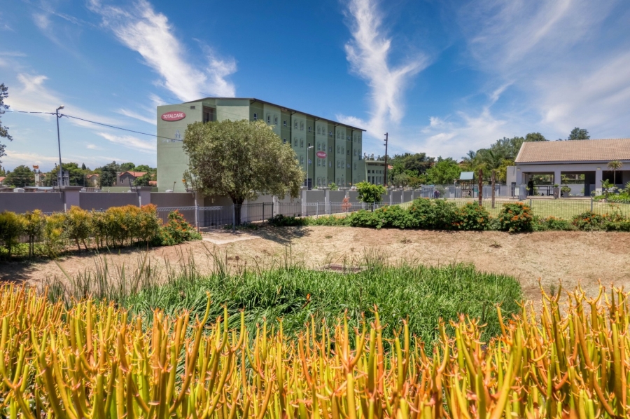 2 Bedroom Property for Sale in Broadacres Gauteng