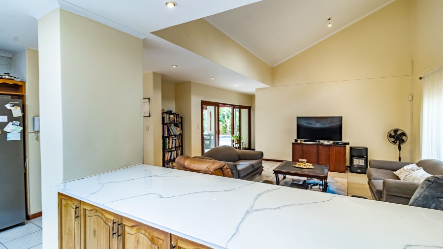 3 Bedroom Property for Sale in Bassonia Gauteng