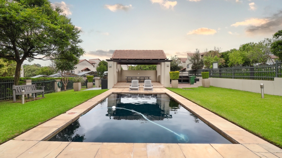 1 Bedroom Property for Sale in Fourways Gauteng