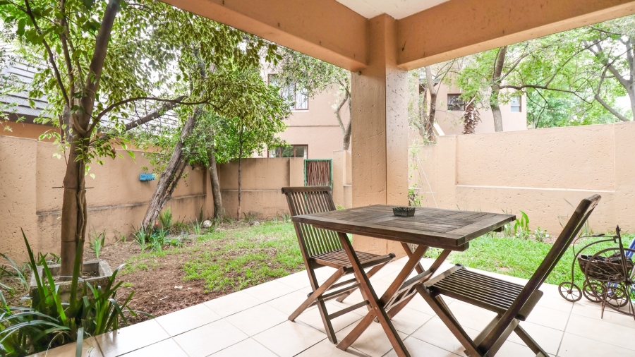 1 Bedroom Property for Sale in Douglasdale Gauteng