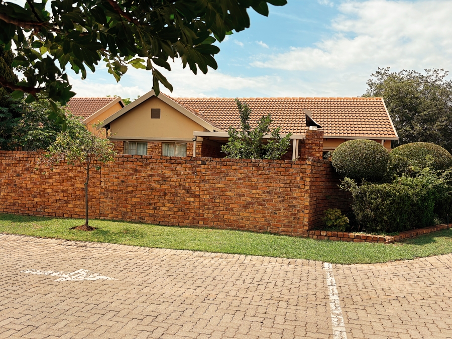 2 Bedroom Property for Sale in Equestria Gauteng