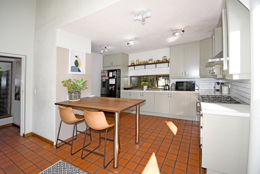 4 Bedroom Property for Sale in Bryanston Gauteng