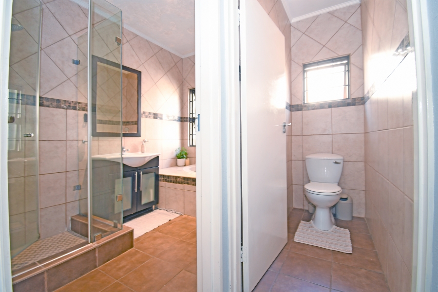 4 Bedroom Property for Sale in Bryanston Gauteng