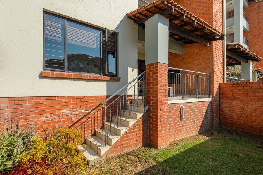 To Let 2 Bedroom Property for Rent in Greenstone Hill Gauteng