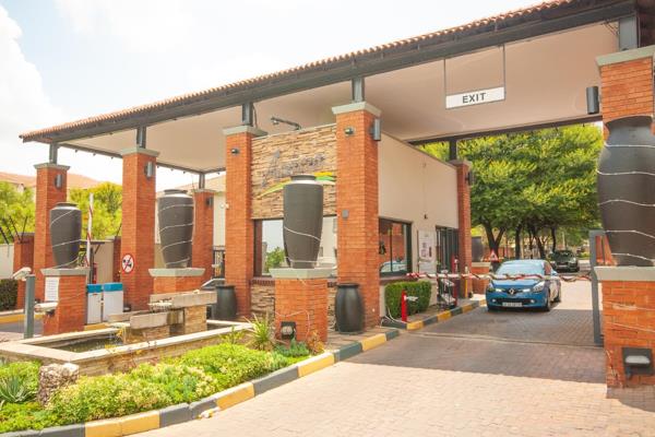 To Let 2 Bedroom Property for Rent in Greenstone Hill Gauteng