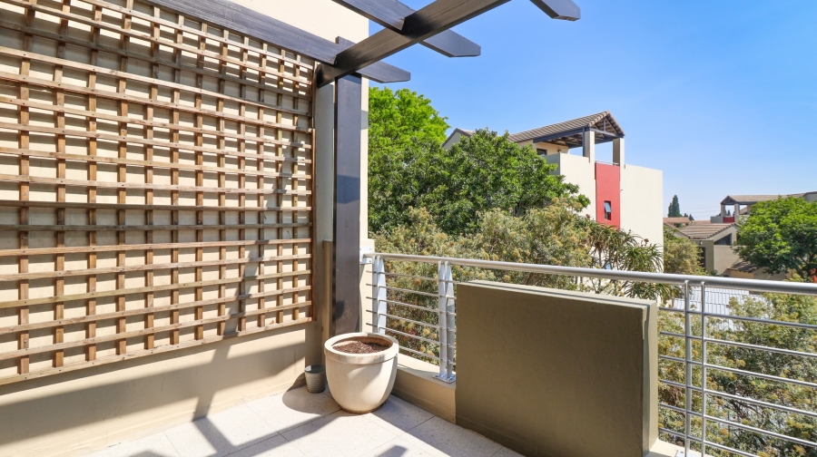 2 Bedroom Property for Sale in Lonehill Gauteng