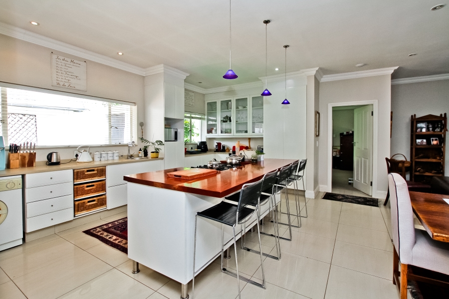 5 Bedroom Property for Sale in Bryanston Gauteng