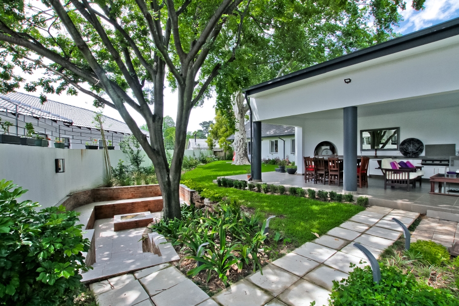 5 Bedroom Property for Sale in Bryanston Gauteng