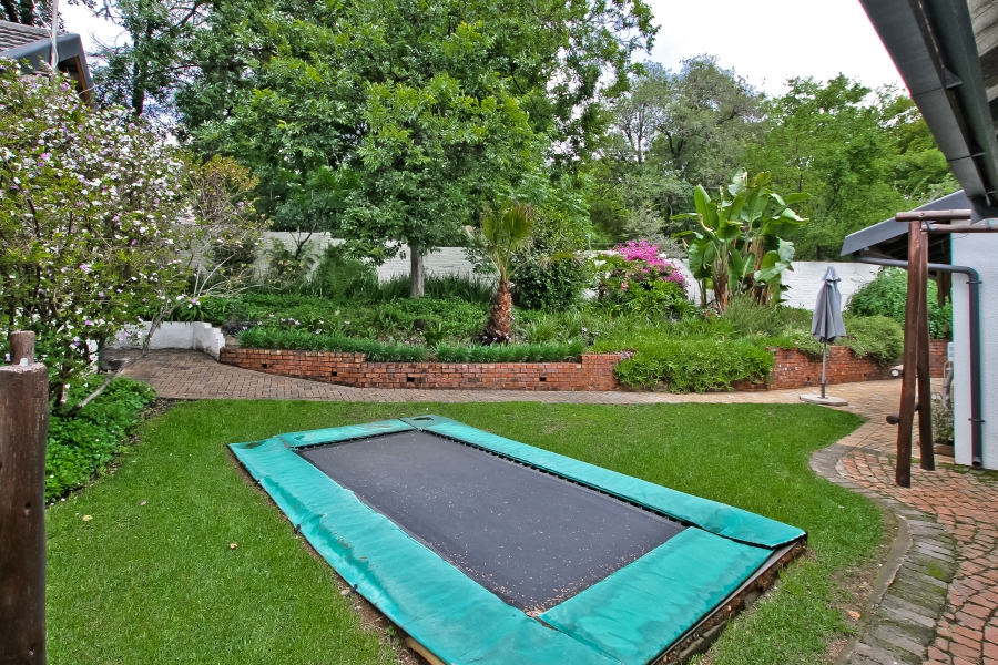 5 Bedroom Property for Sale in Bryanston Gauteng