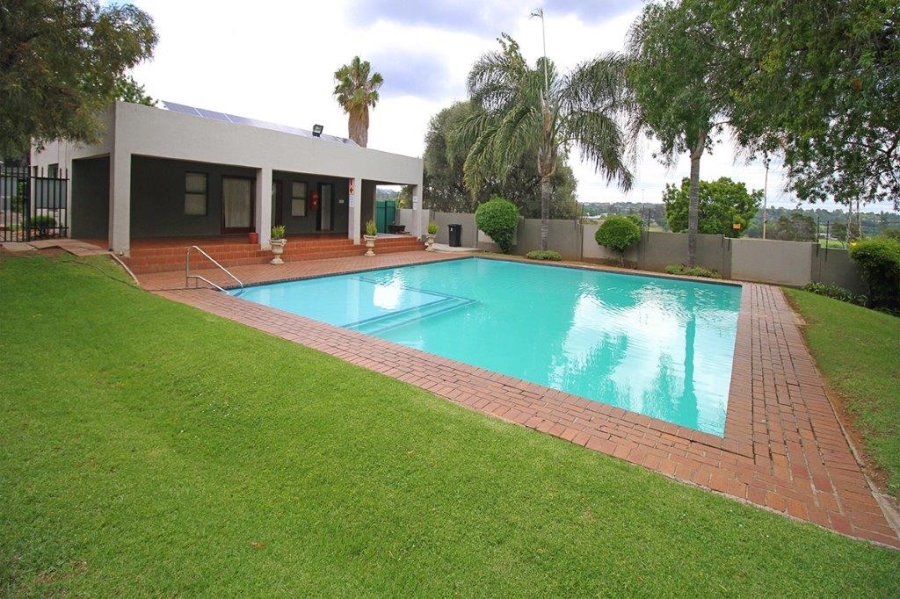 2 Bedroom Property for Sale in Marais Steyn Park Gauteng