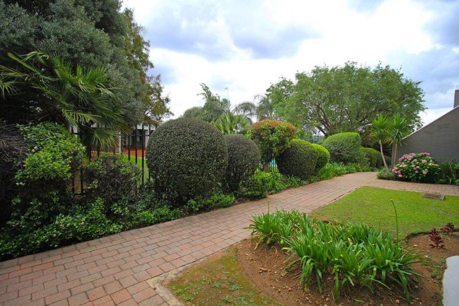 2 Bedroom Property for Sale in Marais Steyn Park Gauteng