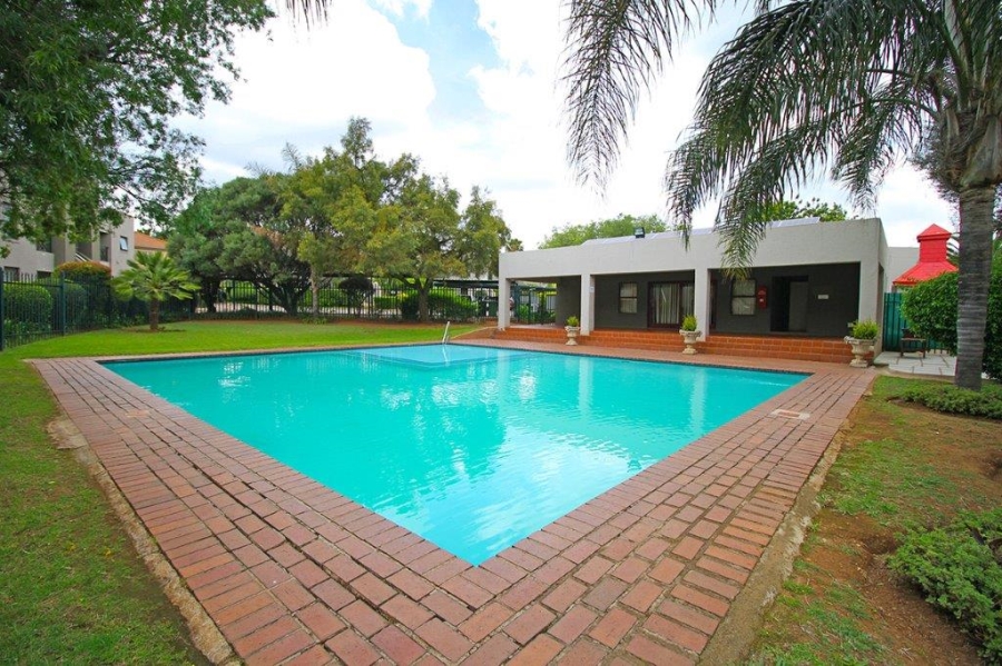 2 Bedroom Property for Sale in Marais Steyn Park Gauteng