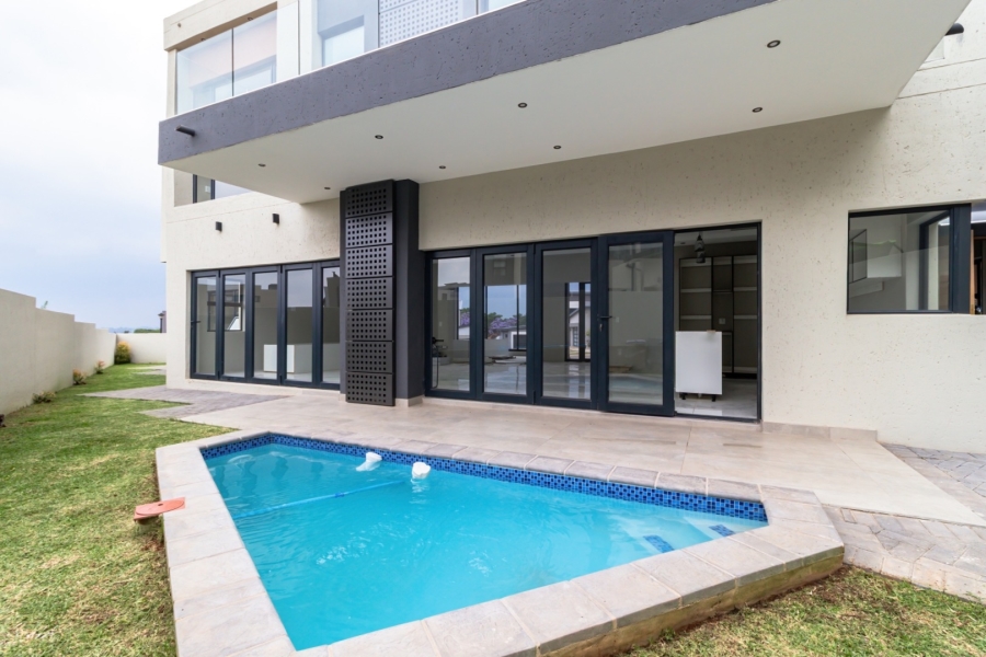 4 Bedroom Property for Sale in Swallow Hills Lifestyle Estate Gauteng