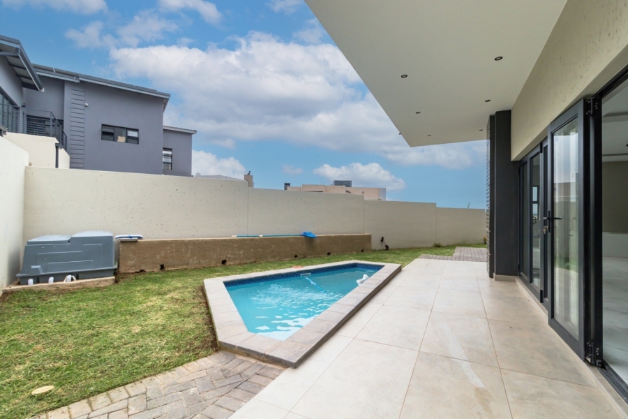 4 Bedroom Property for Sale in Swallow Hills Lifestyle Estate Gauteng