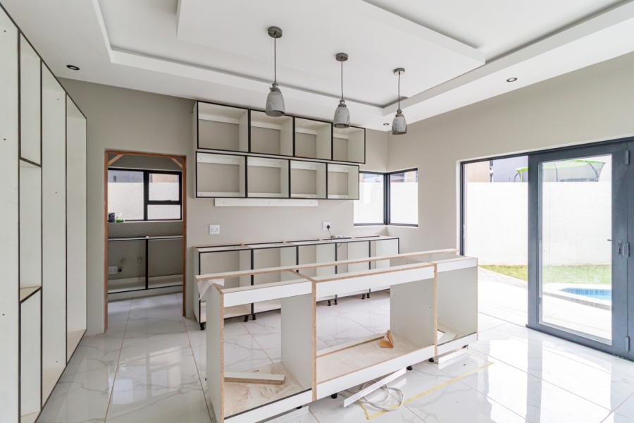 4 Bedroom Property for Sale in Swallow Hills Lifestyle Estate Gauteng