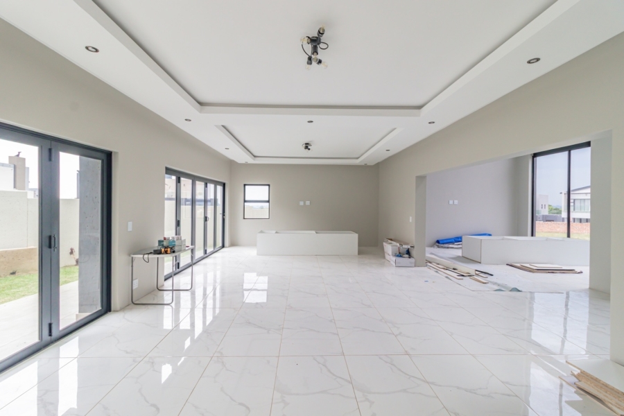 4 Bedroom Property for Sale in Swallow Hills Lifestyle Estate Gauteng