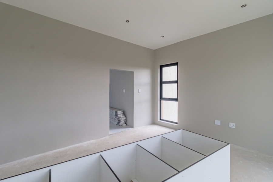 4 Bedroom Property for Sale in Swallow Hills Lifestyle Estate Gauteng