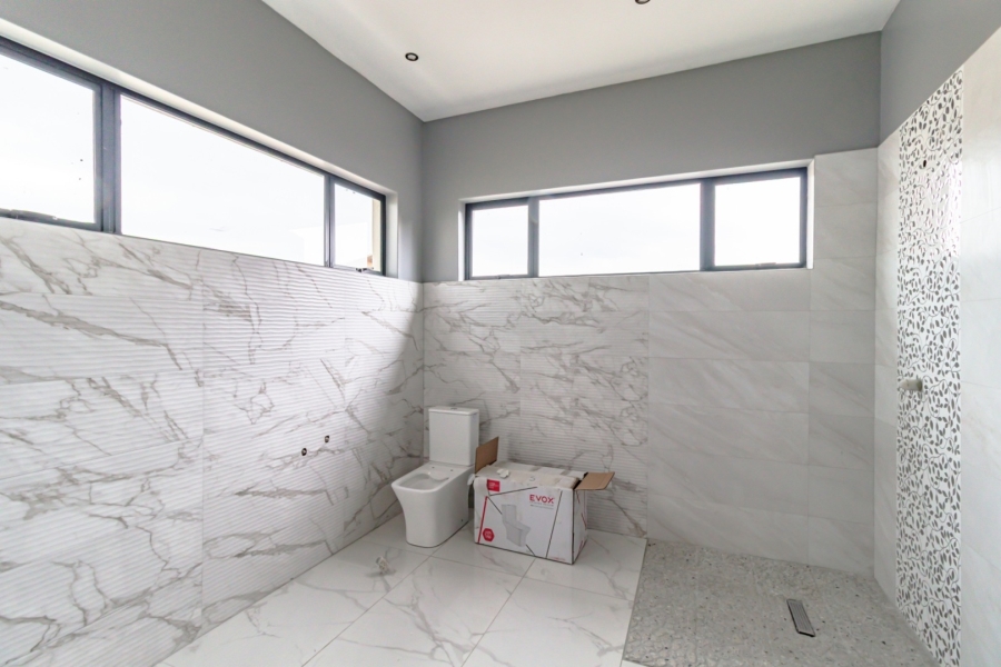 4 Bedroom Property for Sale in Swallow Hills Lifestyle Estate Gauteng