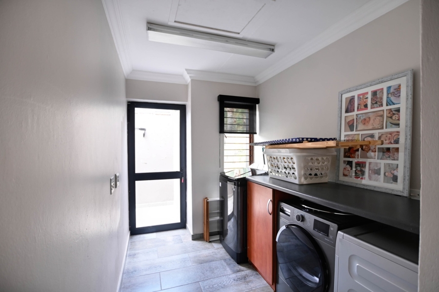 5 Bedroom Property for Sale in Montana Park Gauteng