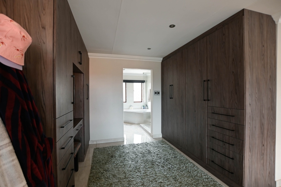 5 Bedroom Property for Sale in Montana Park Gauteng