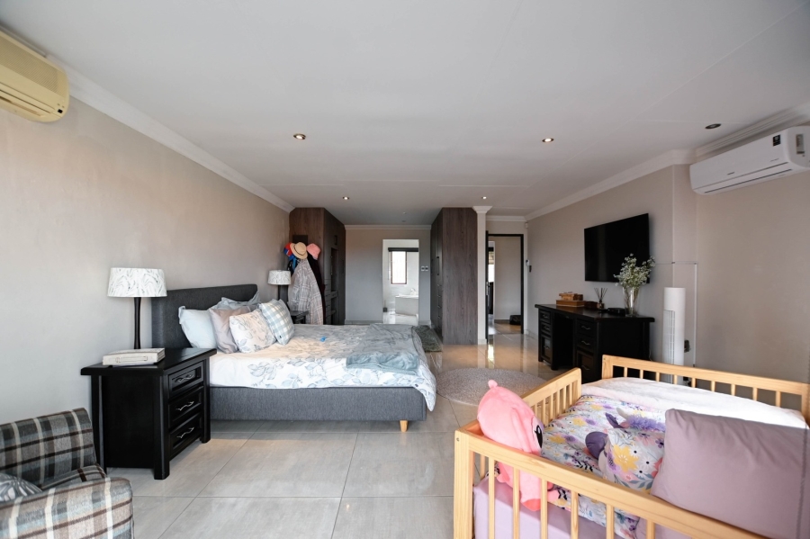 5 Bedroom Property for Sale in Montana Park Gauteng