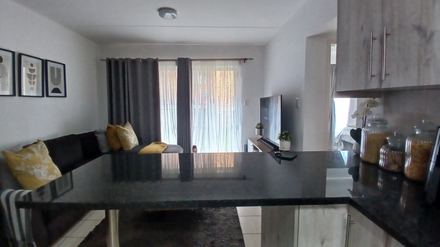 2 Bedroom Property for Sale in Rosettenville Gauteng