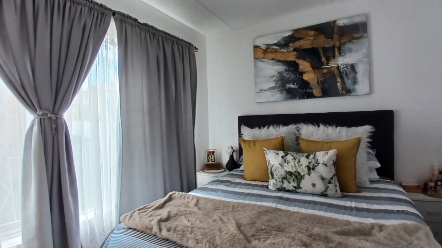 2 Bedroom Property for Sale in Rosettenville Gauteng