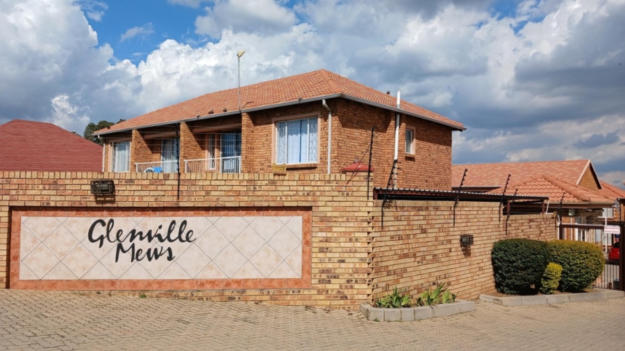 2 Bedroom Property for Sale in Rosettenville Gauteng