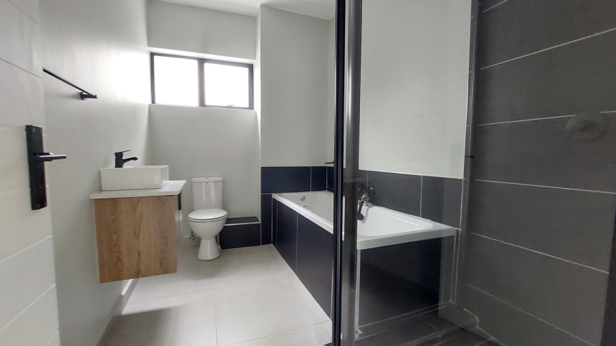 2 Bedroom Property for Sale in Lyttelton Manor Gauteng