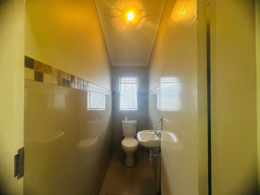 To Let commercial Property for Rent in Parkdene Gauteng