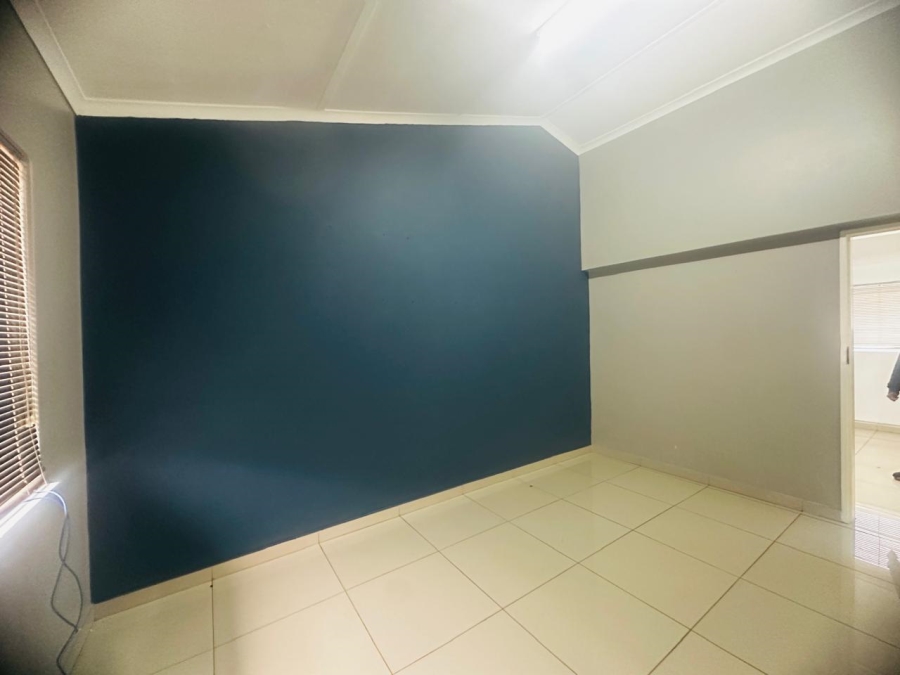 To Let commercial Property for Rent in Parkdene Gauteng