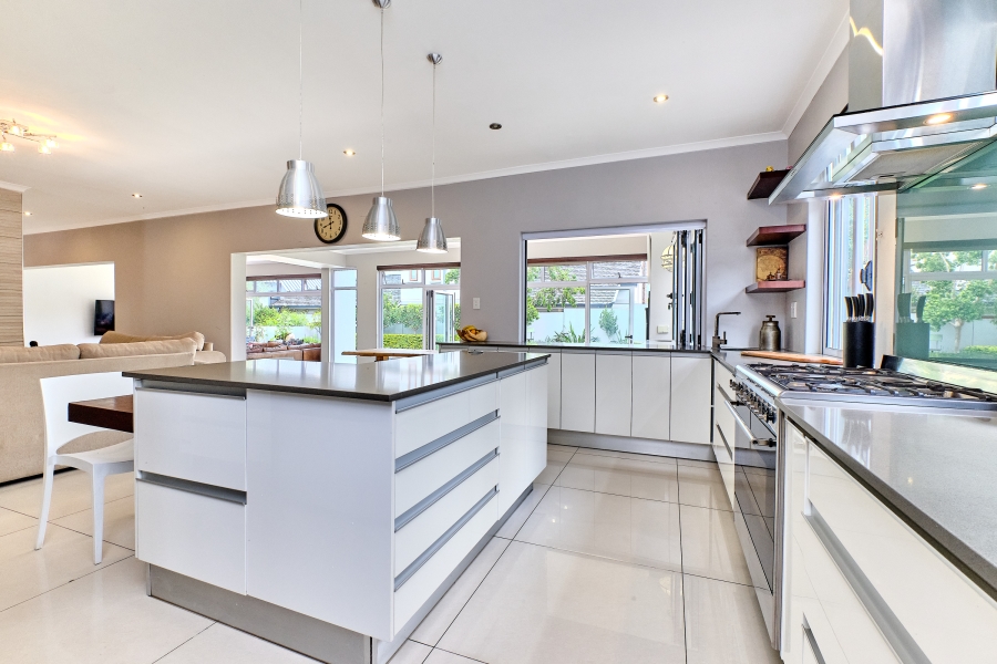 To Let 4 Bedroom Property for Rent in Waterfall Country Village Gauteng