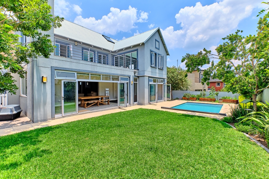 To Let 4 Bedroom Property for Rent in Waterfall Country Village Gauteng