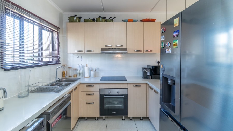 To Let 2 Bedroom Property for Rent in Carlswald Gauteng