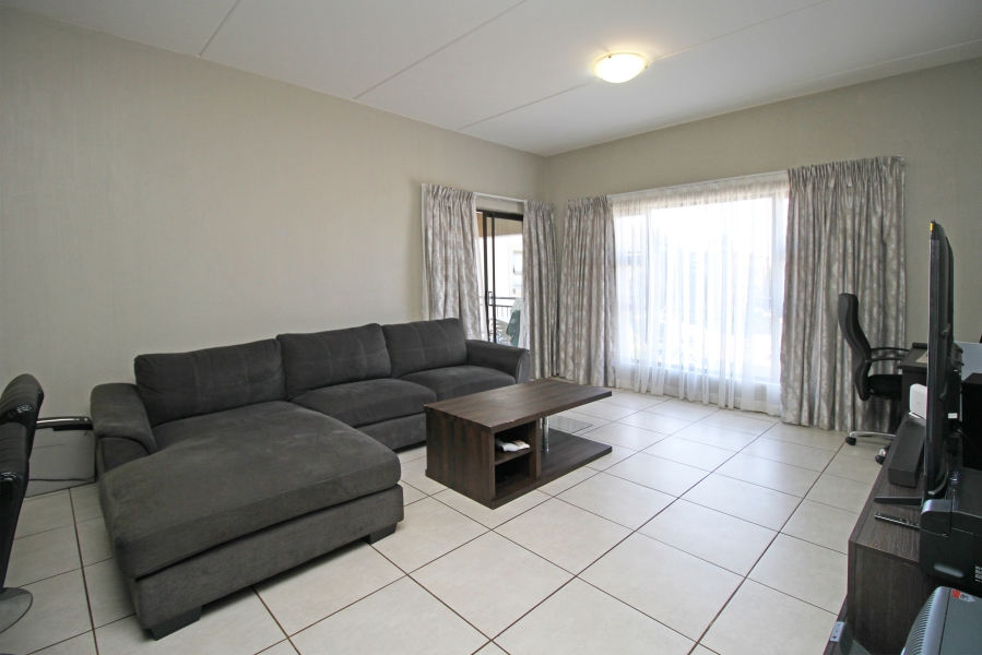 2 Bedroom Property for Sale in Victory Park Gauteng