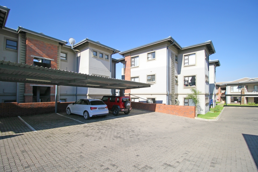 2 Bedroom Property for Sale in Victory Park Gauteng
