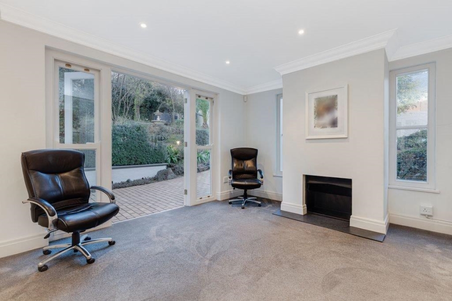 To Let 5 Bedroom Property for Rent in Hyde Park Gauteng