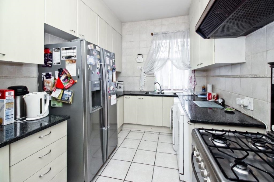 3 Bedroom Property for Sale in Illovo Gauteng