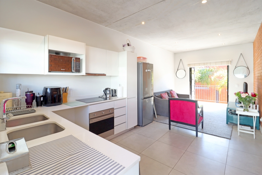 1 Bedroom Property for Sale in Melrose North Gauteng