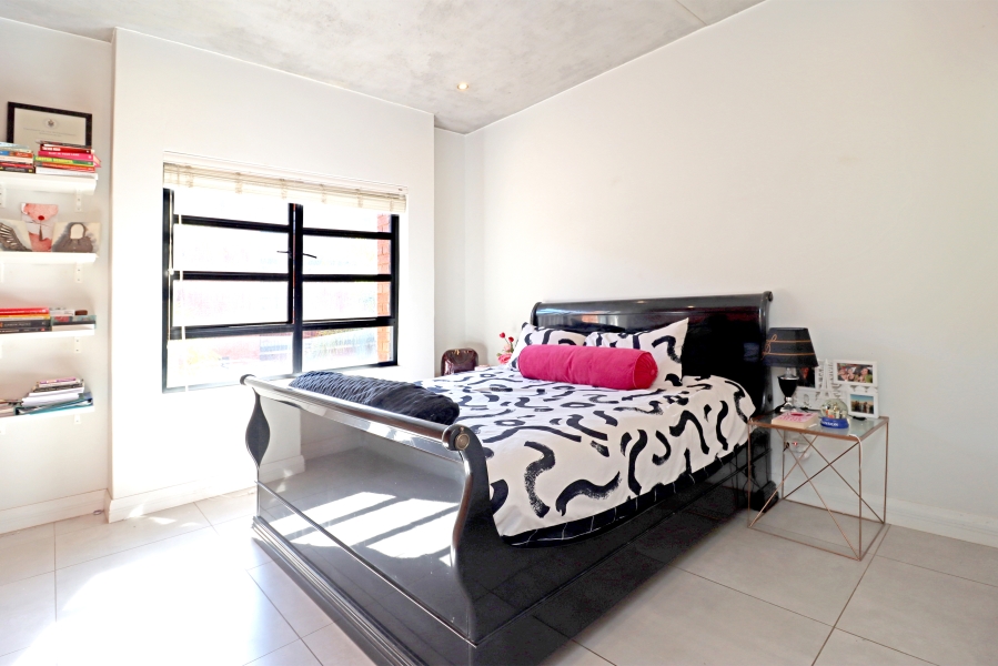 1 Bedroom Property for Sale in Melrose North Gauteng