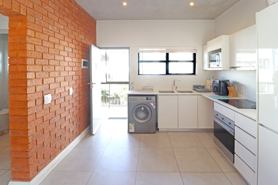 1 Bedroom Property for Sale in Melrose North Gauteng