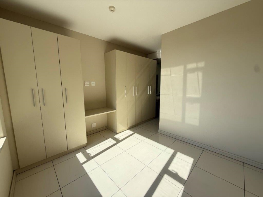 To Let 2 Bedroom Property for Rent in Rosebank Gauteng