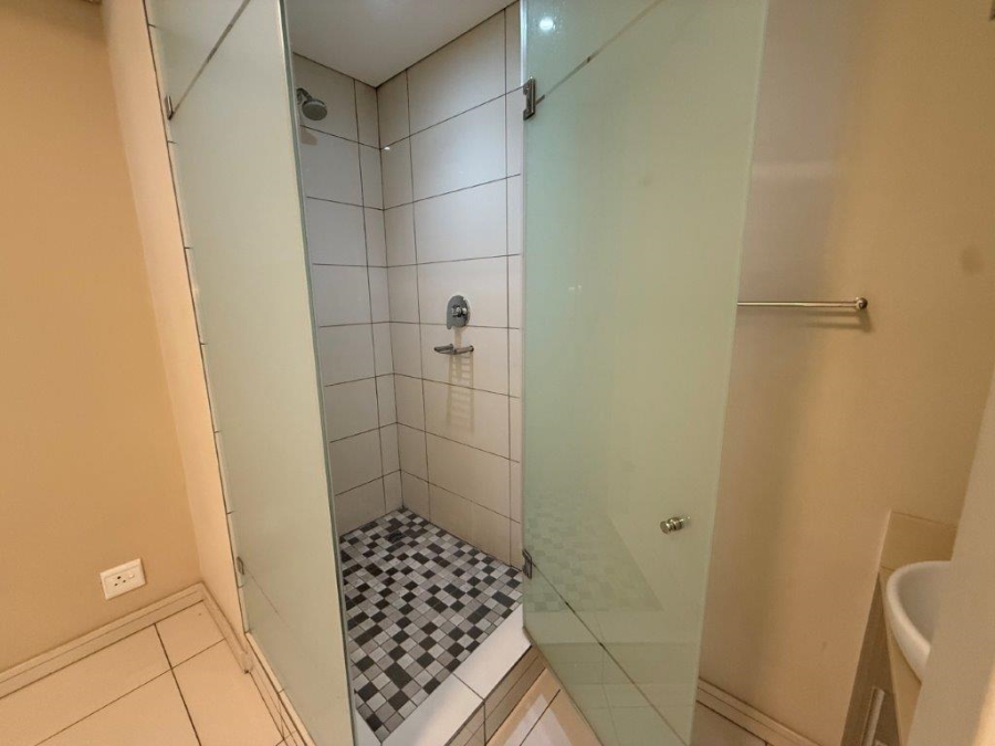 To Let 2 Bedroom Property for Rent in Rosebank Gauteng