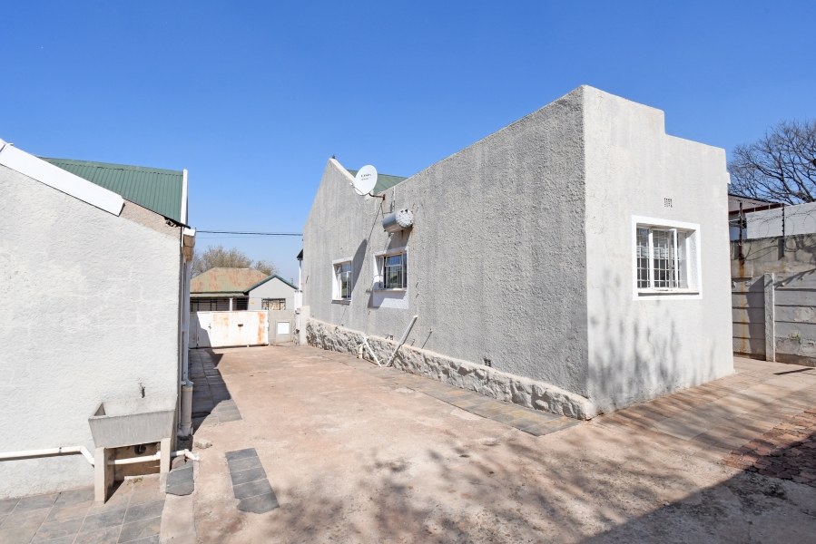 3 Bedroom Property for Sale in Brixton Gauteng