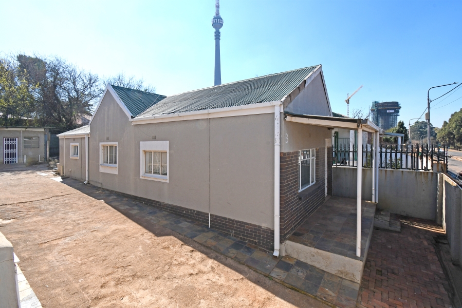 3 Bedroom Property for Sale in Brixton Gauteng