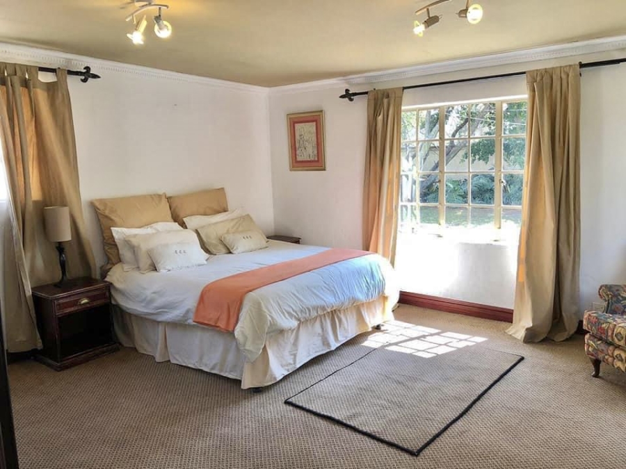 To Let 1 Bedroom Property for Rent in Waverley Gauteng